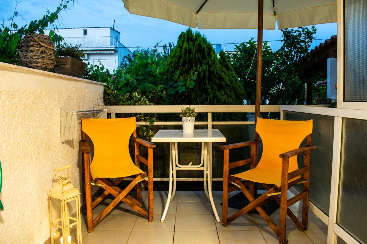 Kiki'S Apartments Неос-Пиргос Экстерьер фото